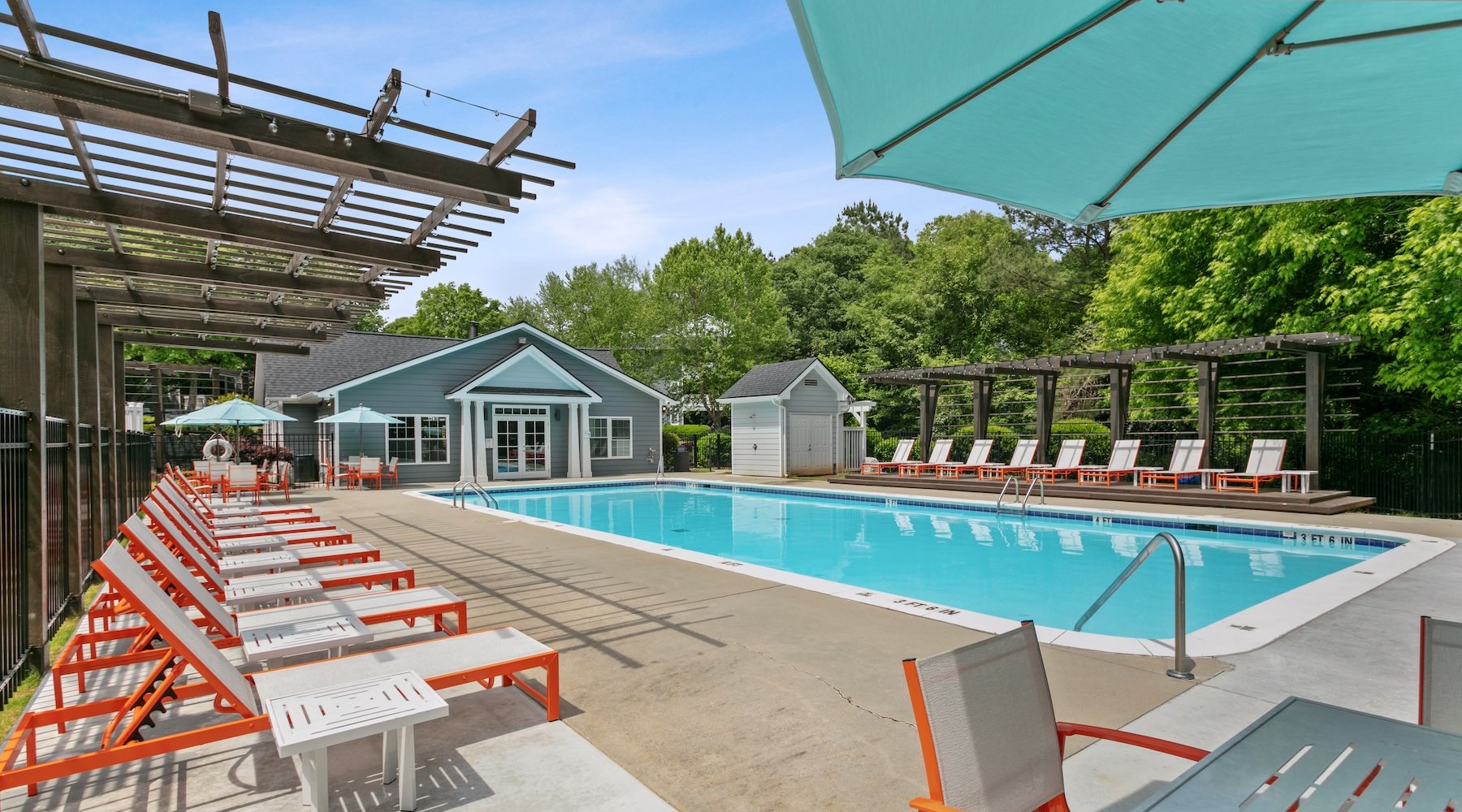 resort style pool with seating